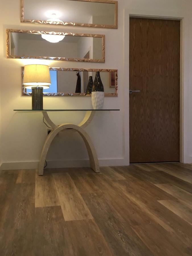 Luxury 1 Bed Apartment In City Centre With Parking Chester Buitenkant foto