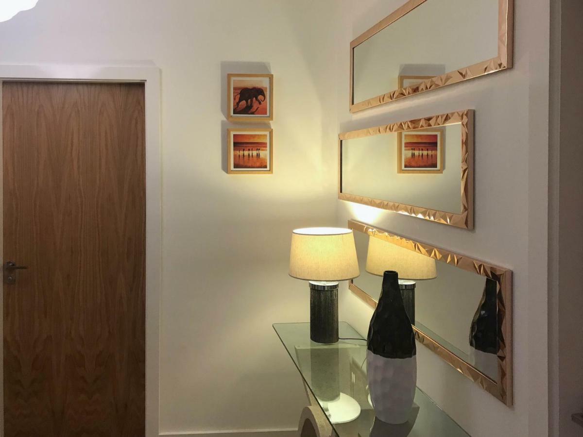 Luxury 1 Bed Apartment In City Centre With Parking Chester Buitenkant foto